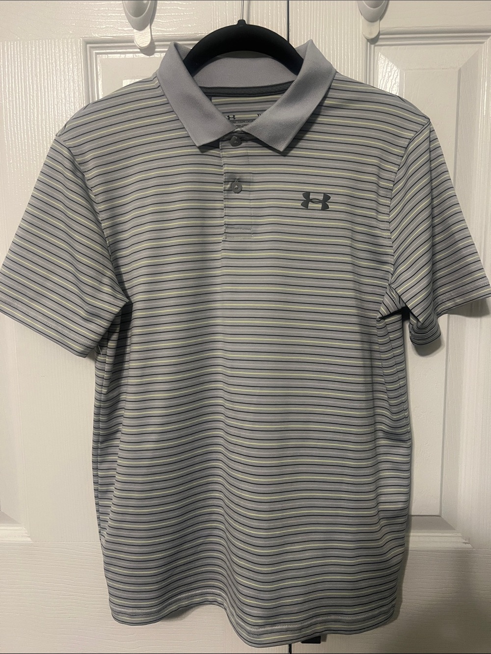 EUC Youth Under Armour Striped Polo Shirt Size Youth L